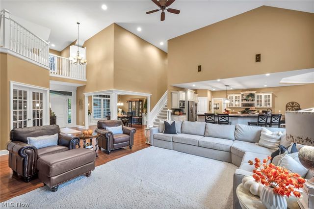 8933 Mountain View Drive, Mentor, OH 44060