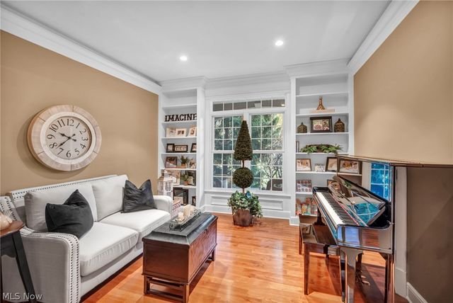 8933 Mountain View Drive, Mentor, OH 44060