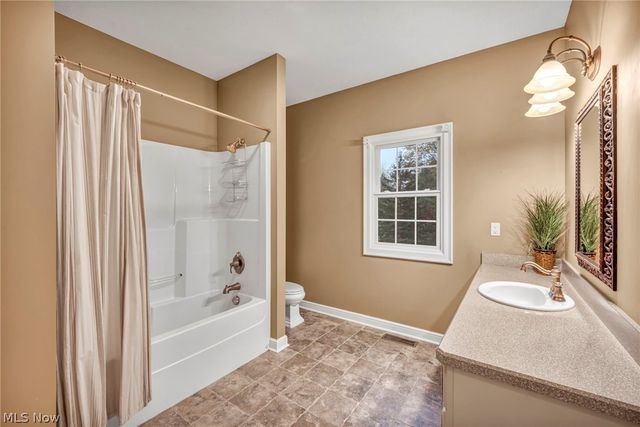 8933 Mountain View Drive, Mentor, OH 44060