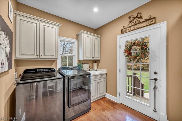 8933 Mountain View Drive, Mentor, OH 44060