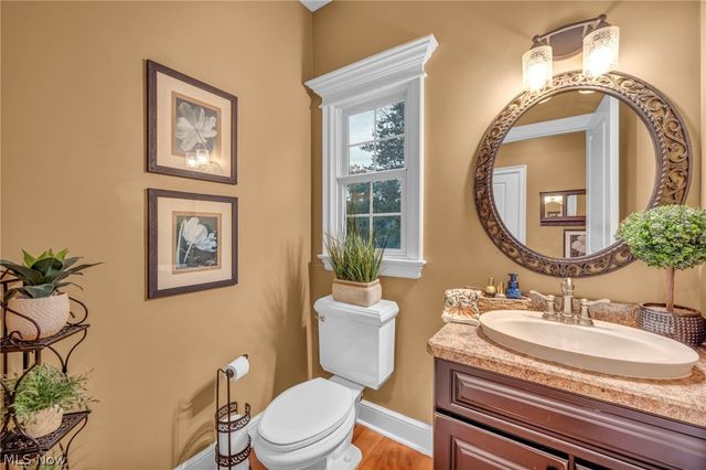 8933 Mountain View Drive, Mentor, OH 44060