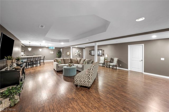 8933 Mountain View Drive, Mentor, OH 44060