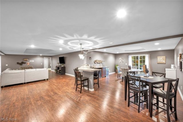 8933 Mountain View Drive, Mentor, OH 44060