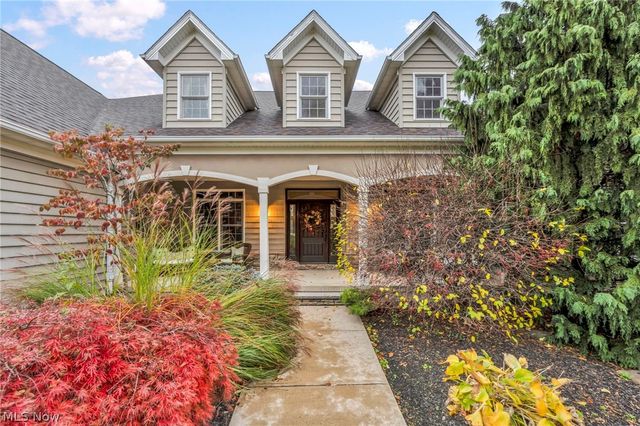 8933 Mountain View Drive, Mentor, OH 44060
