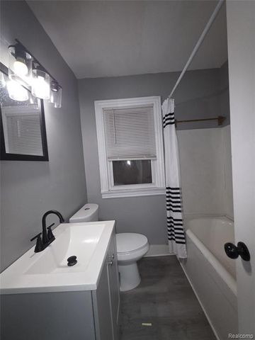 15097 Steel Street, Detroit, MI 48227