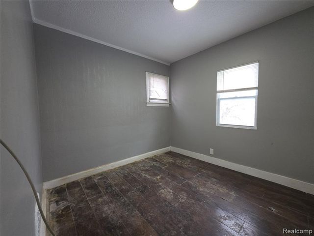 15097 Steel Street, Detroit, MI 48227