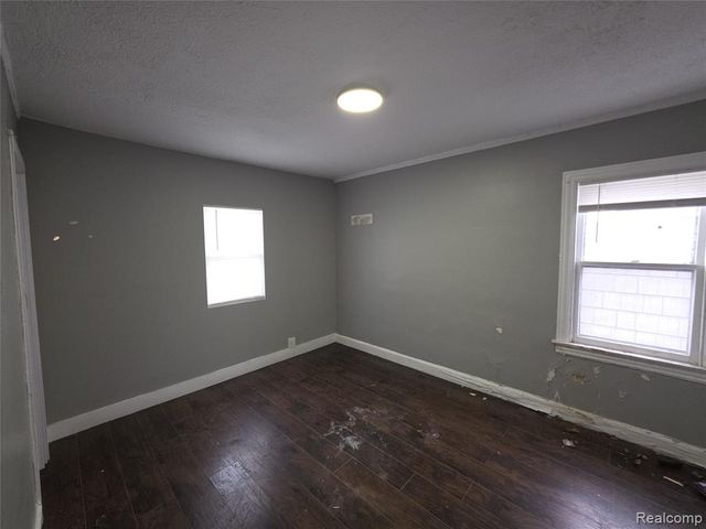 15097 Steel Street, Detroit, MI 48227