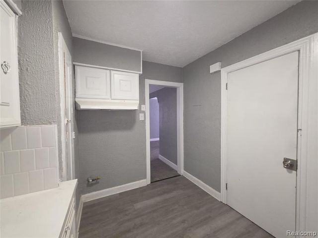 15097 Steel Street, Detroit, MI 48227