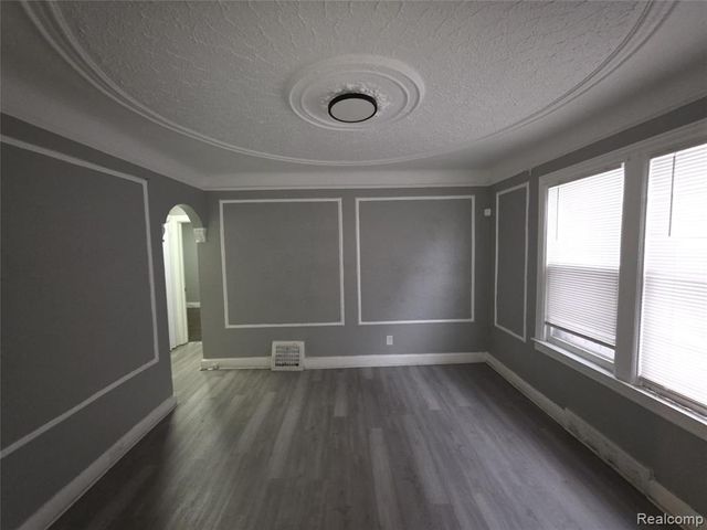 15097 Steel Street, Detroit, MI 48227