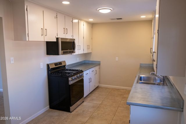 3621 N 21ST Drive, Phoenix, AZ 85015
