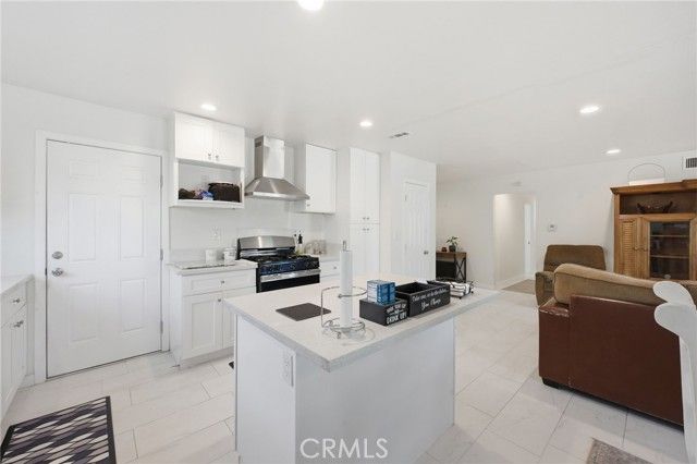 1080 Sapphire, Corona, CA 92882