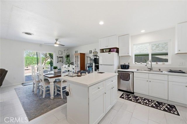 1080 Sapphire, Corona, CA 92882