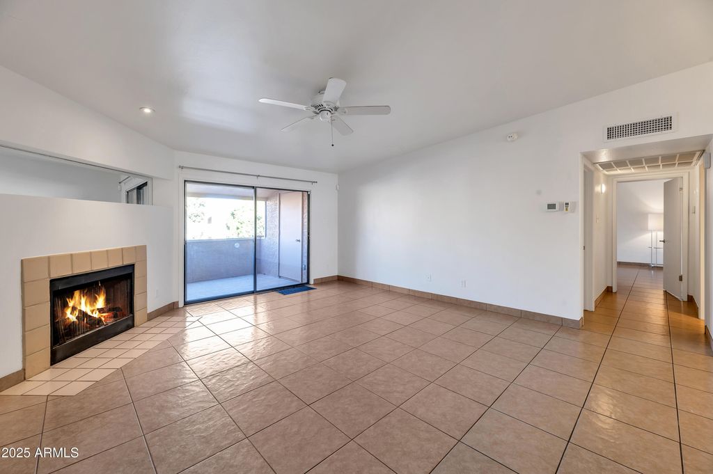 7950 E Starlight Way Unit 210, Scottsdale, AZ 85250