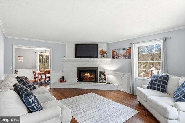 662 SHANNON RD, Boiling Springs, PA 17007