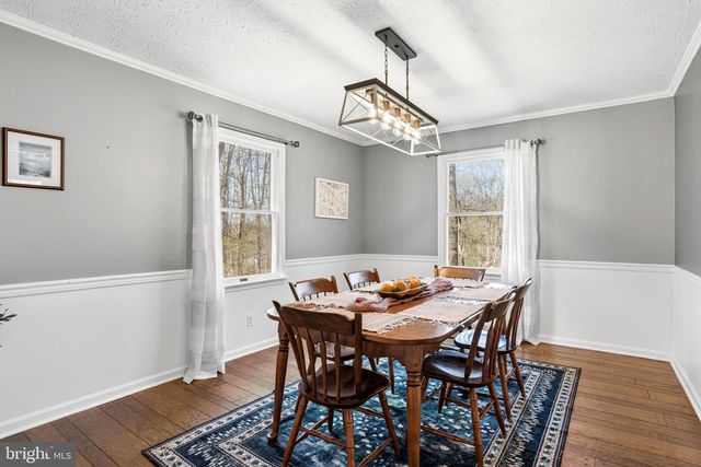 662 SHANNON RD, Boiling Springs, PA 17007