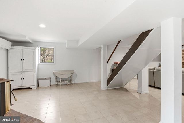 662 SHANNON RD, Boiling Springs, PA 17007