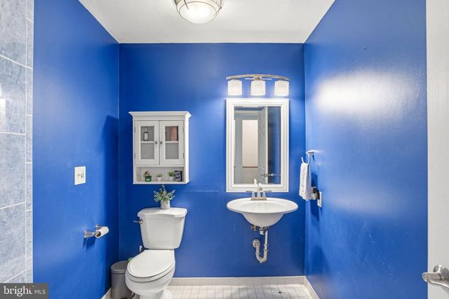 662 SHANNON RD, Boiling Springs, PA 17007