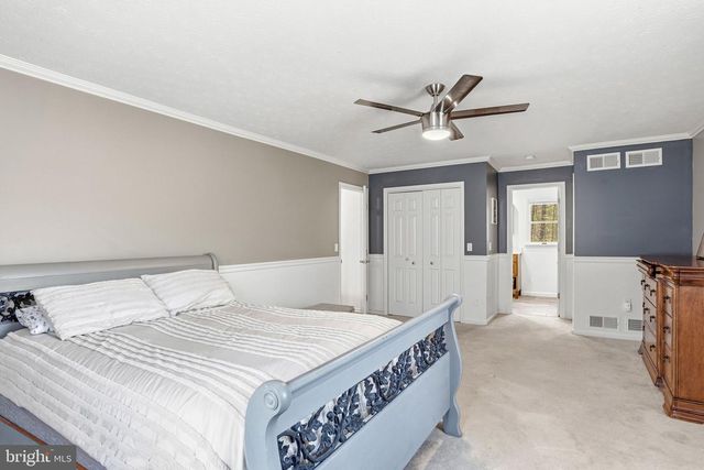 662 SHANNON RD, Boiling Springs, PA 17007