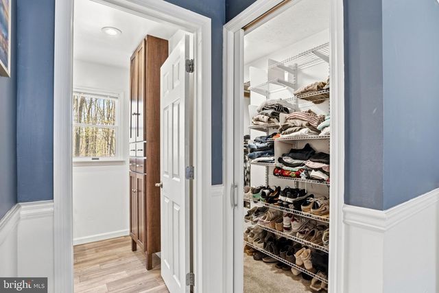 662 SHANNON RD, Boiling Springs, PA 17007