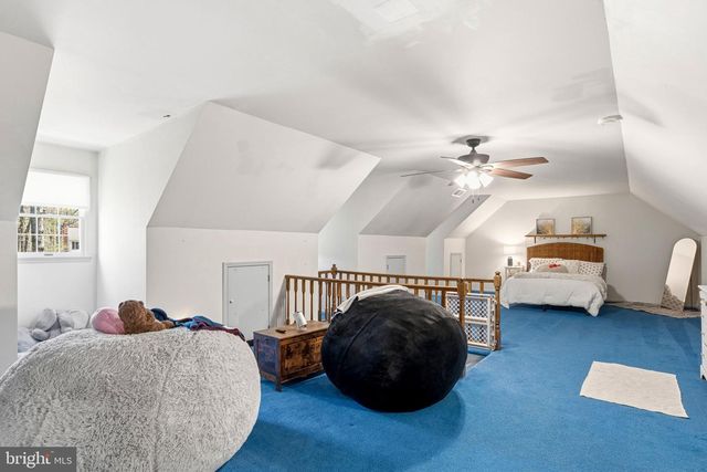 662 SHANNON RD, Boiling Springs, PA 17007