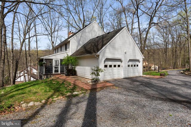 662 SHANNON RD, Boiling Springs, PA 17007