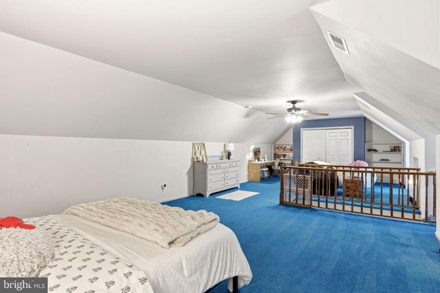 662 SHANNON RD, Boiling Springs, PA 17007