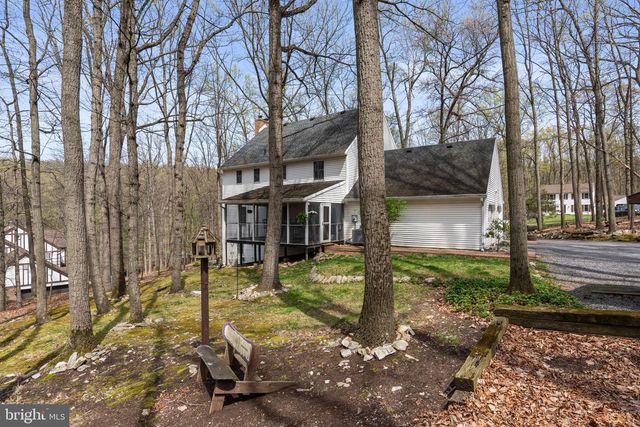 662 SHANNON RD, Boiling Springs, PA 17007