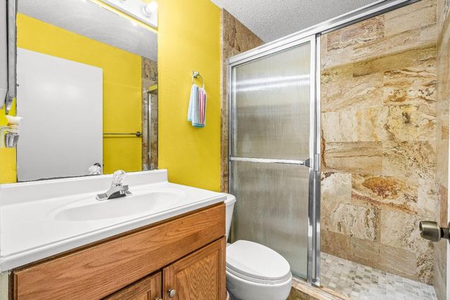 5697 Boynton Bay Circle, Boynton Beach, FL 33437