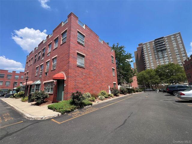 518 Louisiana Avenue, Brooklyn, NY 11239
