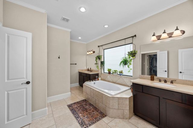 5907 Kiam Street B, Houston, TX 77007