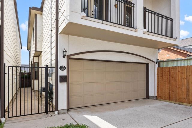 5907 Kiam Street B, Houston, TX 77007