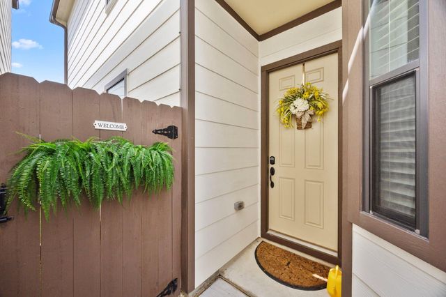 5907 Kiam Street B, Houston, TX 77007