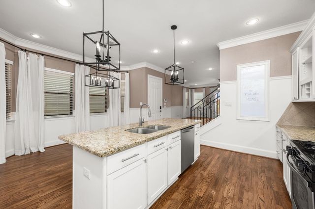 5907 Kiam Street B, Houston, TX 77007