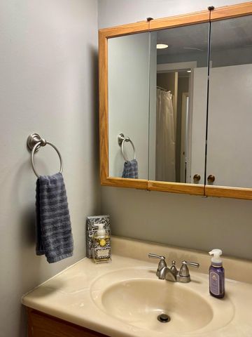 1555 Lafayette Drive, B, Columbus, OH 43220