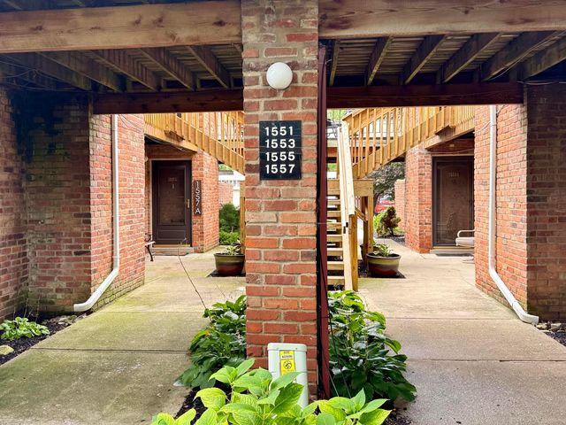 1555 Lafayette Drive, B, Columbus, OH 43220