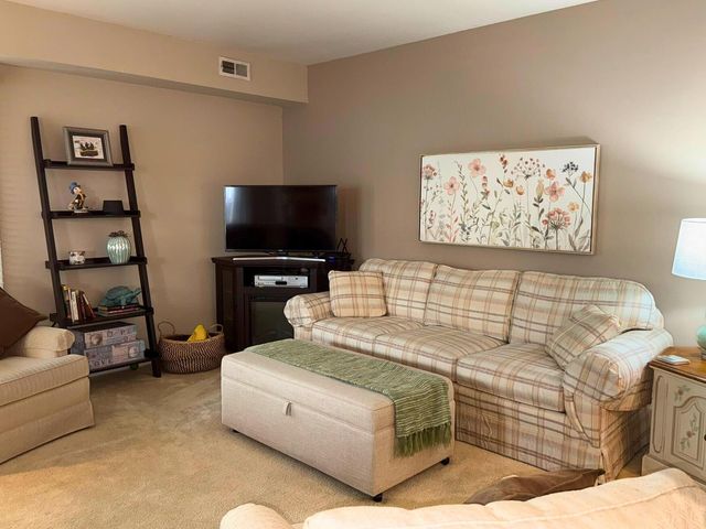 1555 Lafayette Drive, B, Columbus, OH 43220