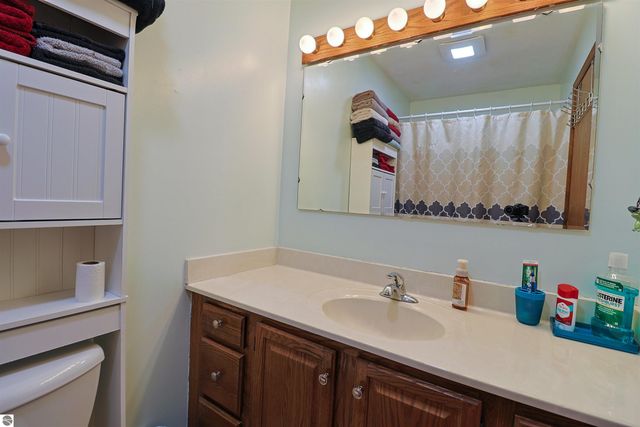 2332 O'Connor Drive, Mt Pleasant, MI 48858