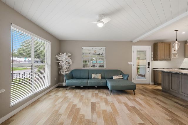 306 S PINE STREET, New Smyrna Beach, FL 32169