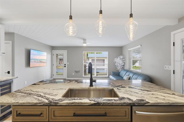 306 S PINE STREET, New Smyrna Beach, FL 32169