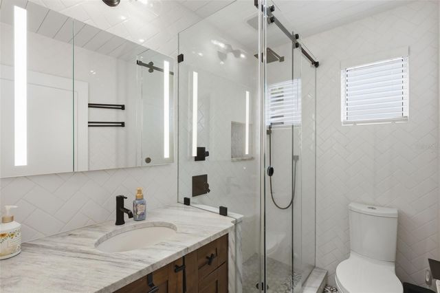 306 S PINE STREET, New Smyrna Beach, FL 32169