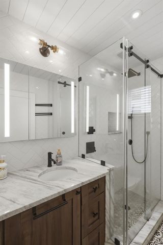 306 S PINE STREET, New Smyrna Beach, FL 32169