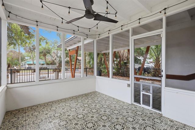 306 S PINE STREET, New Smyrna Beach, FL 32169