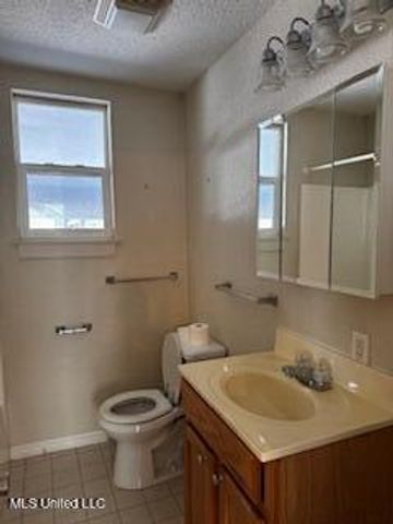 322 Main Street, Biloxi, MS 39530