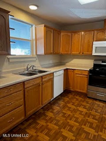 322 Main Street, Biloxi, MS 39530