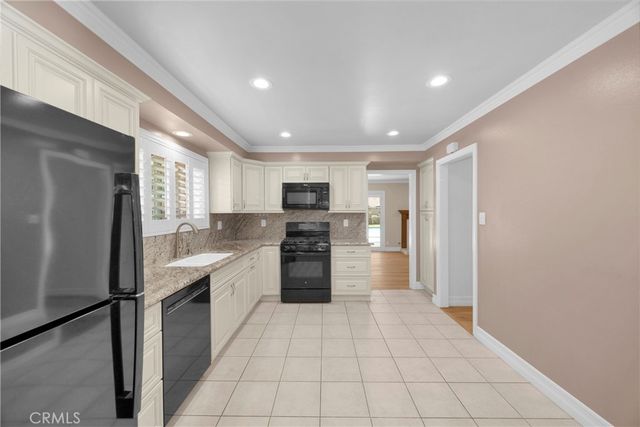 12111 Reagan Street, Los Alamitos, CA 90720