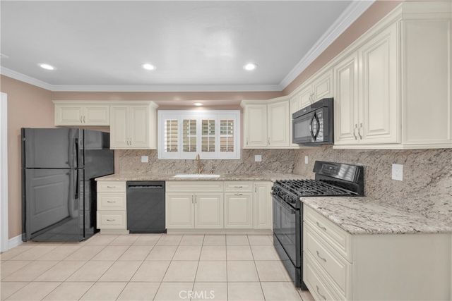 12111 Reagan Street, Los Alamitos, CA 90720