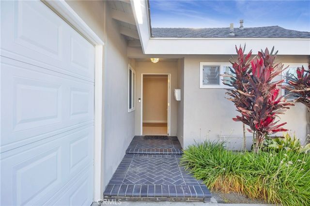 12111 Reagan Street, Los Alamitos, CA 90720