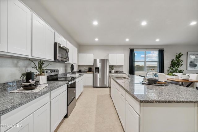 46591 W SKYLINE Drive, Maricopa, AZ 85139
