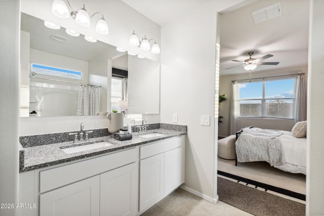 46591 W SKYLINE Drive, Maricopa, AZ 85139
