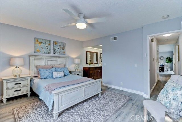 8566 Sierra 911-C, Huntington Beach, CA 92646